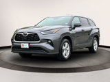 Used 2022 Toyota Highlander LE image 2