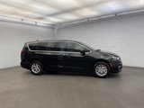 New 2025 Chrysler Pacifica Select image 2