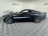Used 2009 Ford Mustang GT image 3