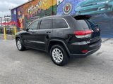Certified 2021 Jeep Grand Cherokee Laredo image 3