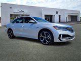 Used 2021 Volkswagen Passat 2.0T R-Line image 2