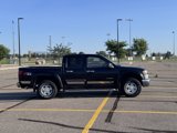 Used 2004 Chevrolet Colorado LS image 2