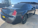 Used 2018 Chrysler 300 S image 5