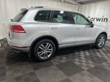 Used 2015 Volkswagen Touareg TDI image 6