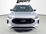 Used 2024 Ford Escape ST-Line image 2