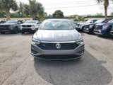 Used 2021 Volkswagen Jetta R-Line image 2