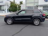 Used 2018 Jeep Grand Cherokee Laredo image 3