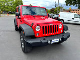 Used 2015 Jeep Wrangler Unlimited Rubicon w/ Connectivity Group image 5