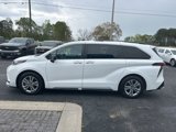 Used 2022 Toyota Sienna XSE image 2