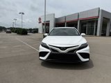 Used 2023 Toyota Camry SE image 2