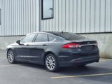 Used 2017 Ford Fusion SE w/ Fusion SE Technology Package image 4