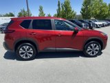 Used 2023 Nissan Rogue SV image 4