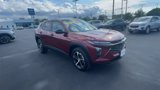 Used 2024 Chevrolet Trax RS image 2