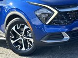 Used 2023 Kia Sportage EX image 3