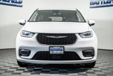 Used 2023 Chrysler Pacifica Touring-L image 2