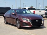 Used 2023 Nissan Altima 2.5 SV image 3