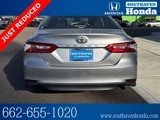 Used 2018 Toyota Camry LE image 4