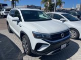 Used 2022 Volkswagen Taos SE image 3