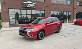 Used 2018 Mitsubishi Outlander 4WD Plug-In Hybrid image 2