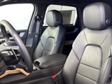 Certified 2024 Porsche Cayenne image 5