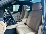 Used 2025 Porsche Macan image 5
