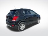 Used 2020 Chevrolet Trax LT w/ LT Convenience Package image 4