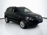 Used 2018 Volkswagen Tiguan Limited w/ Premium Package image 3