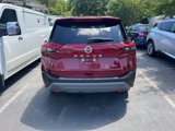 Used 2021 Nissan Rogue SV image 3