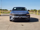 Used 2022 Kia K5 LX image 2