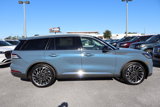 New 2025 Lincoln Aviator Reserve w/ Luxury Package image 2