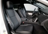 Used 2025 Land Rover Discovery Sport Dynamic SE image 3
