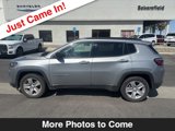 Used 2022 Jeep Compass Latitude image 2