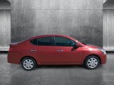 Used 2016 Nissan Versa SV image 4