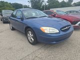 Used 2002 Ford Taurus SE image 2