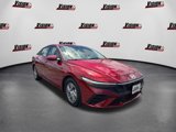 New 2025 Hyundai Elantra SE image 3