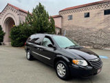 Used 2006 Chrysler Town & Country Touring image 4