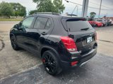 Used 2021 Chevrolet Trax LT w/ Redline Edition image 5