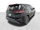 Used 2023 Nissan Rogue SV image 5