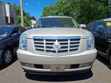 Used 2011 Cadillac Escalade Premium image 2