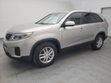 Used 2015 Kia Sorento LX image 2
