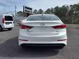 Used 2017 Hyundai Elantra SE image 5