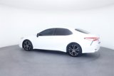 Used 2018 Toyota Camry LE image 3
