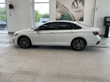 Used 2023 Volkswagen Jetta Sport image 3