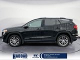 Used 2022 GMC Terrain SLT w/ Tech Package image 2