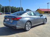 Certified 2022 Nissan Altima 2.5 SV image 2