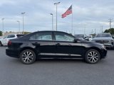 Used 2018 Volkswagen Jetta SE image 3
