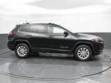 Used 2019 Jeep Cherokee Latitude w/ Cold Weather Group image 5