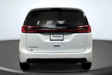 Used 2022 Chrysler Pacifica Touring-L image 4