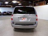 Used 2014 Chrysler Town & Country Touring image 4