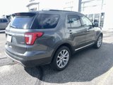 Used 2017 Ford Explorer Limited image 5